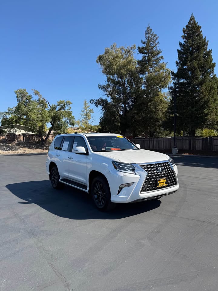 2023 Lexus GX · GX 460 4WD W/Premium package in Roseville, CA (photo 2) — photo 2