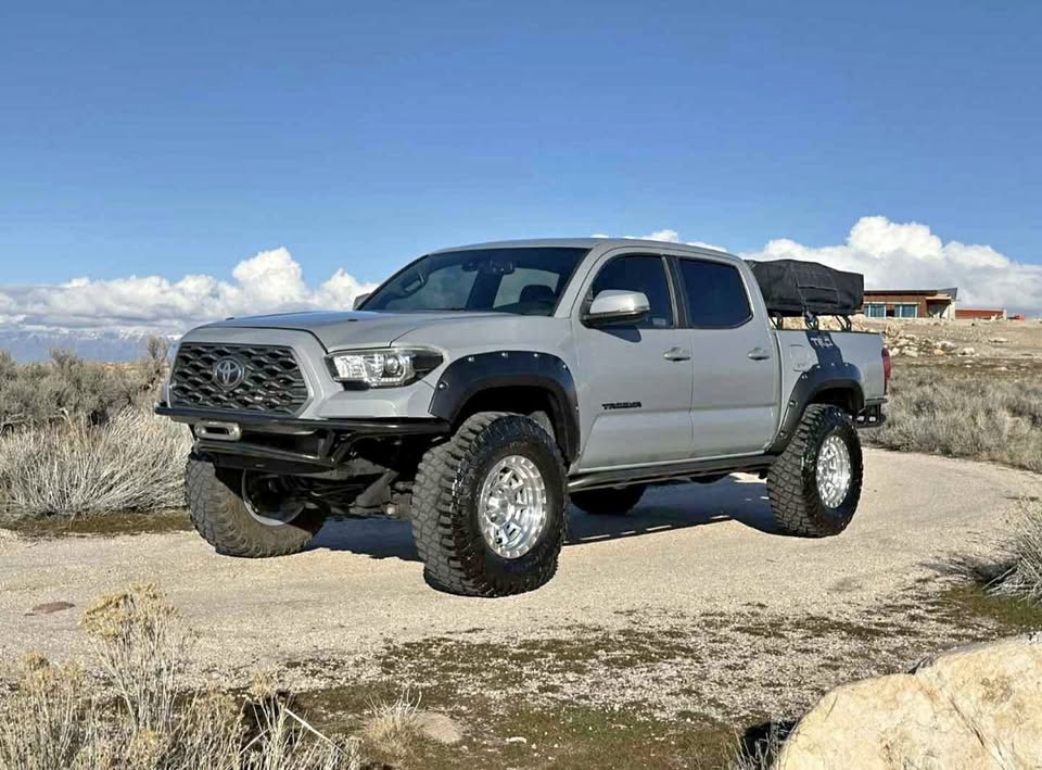 2020 Toyota Tacoma Double Cab TRD OFF-ROAD 4X4 in Arvada, CO (photo 1)