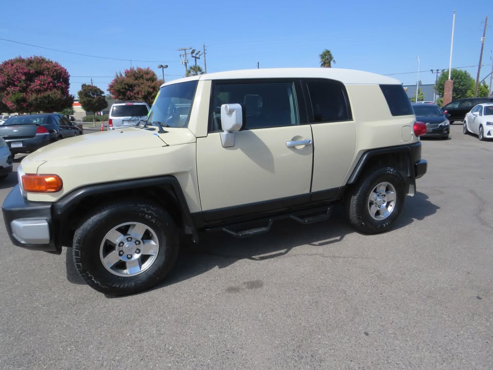 2008 Toyota FJ CRUISER in Modesto, CA (photo 3) — photo 3