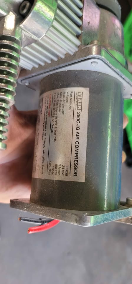 Working Viair Compressor in Salem, OR (photo 2) — photo 2