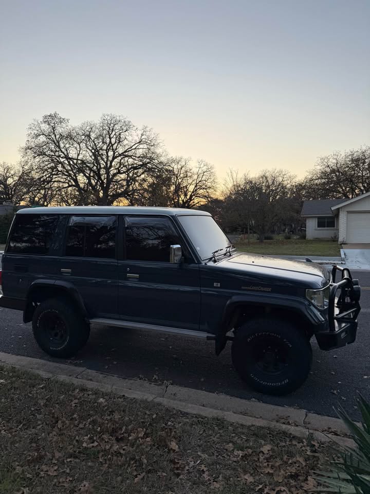 Dobinsons Bull Bar Toyota Land Cruiser 60 series in Austin, TX (photo 2) — photo 2
