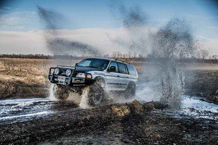 ARB off-road bumper 97-99 00-04 Montero sport in St Joseph, MO (photo 4) — photo 4