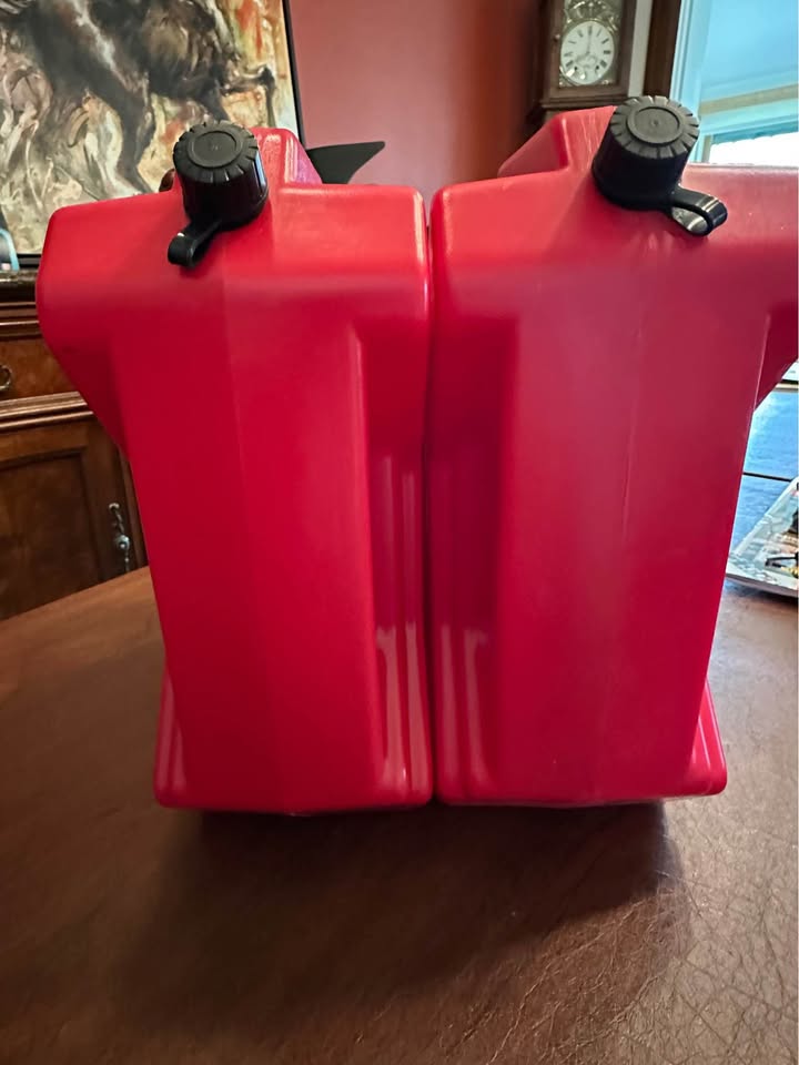 Rotopax dual 5l/chaque 1.3gallons/chaque NEUF in Montréal, QC (photo 6)