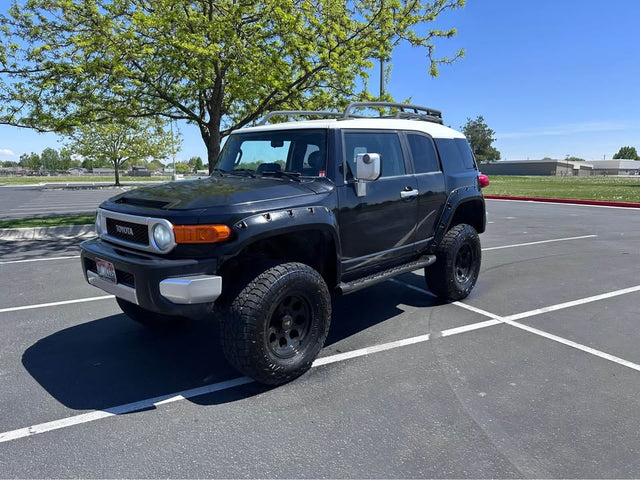 2007 Toyota FJ Cruiser — photo 2