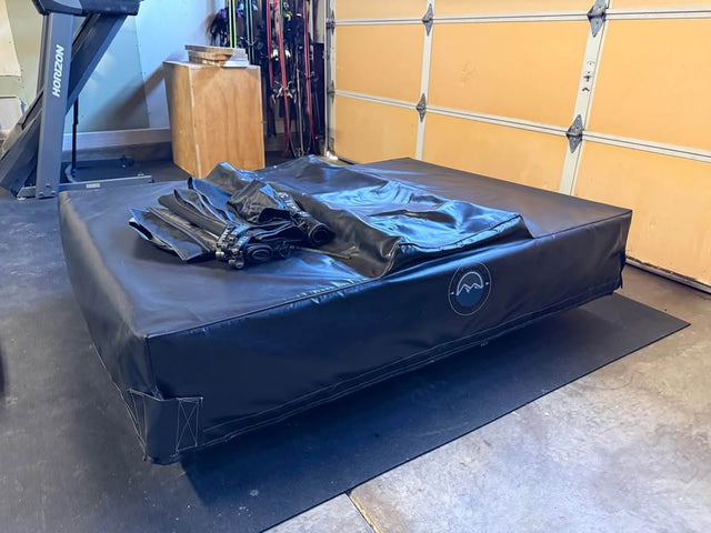 Overland Vehicle Systems Nomadic 3 Standard Rooftop Tent — photo 2