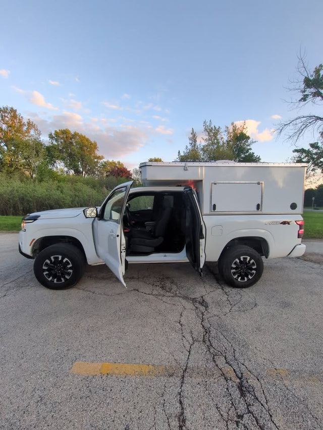 2025 Ovrlnd Camper Nissan Frontier 6ft Bed — photo 2