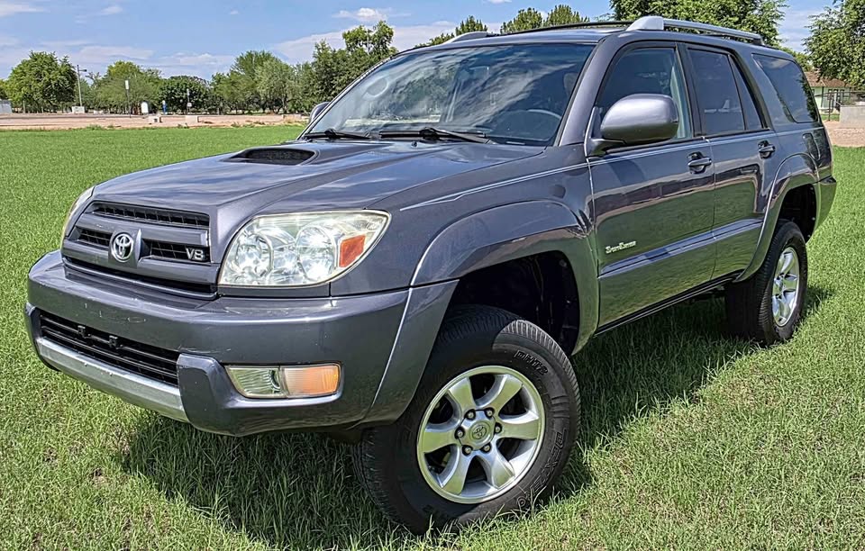 2004 Toyota 4Runner · SR5 Premium Sport Utility 4D in Tempe, AZ (photo 1)