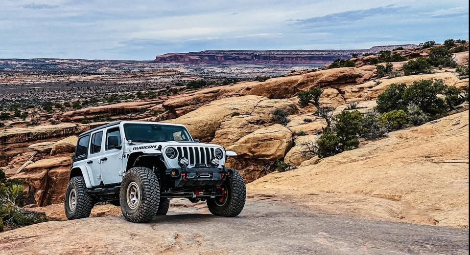 Bumper + Winch + LED fog light package in Saratoga Springs, UT (photo 5)