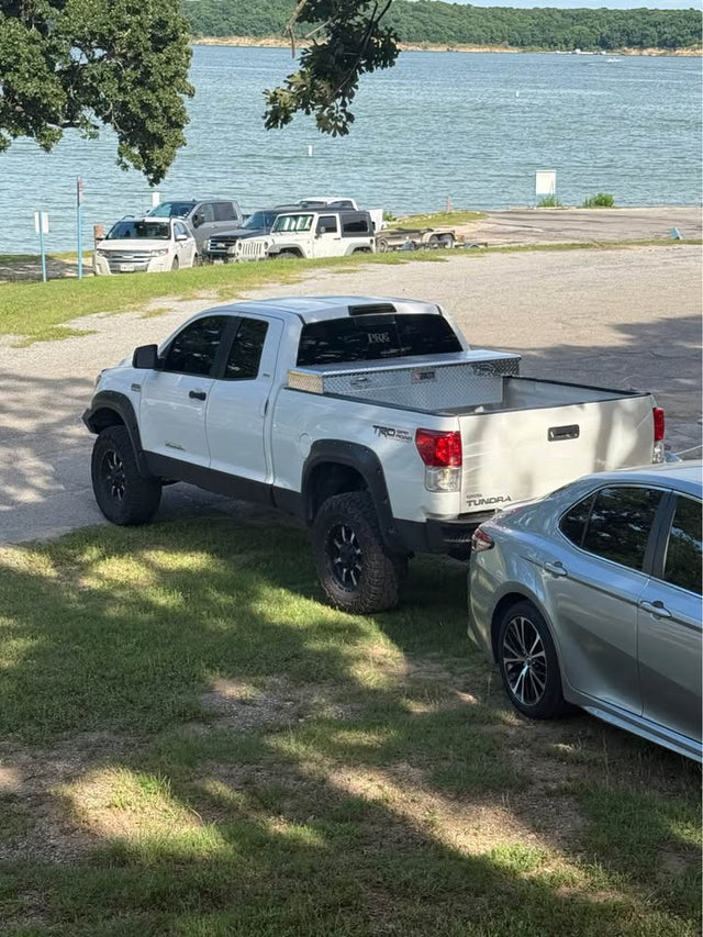 2010 Toyota Tundra Double Cab · SR5 Pickup 4D 6 1/2 ft — photo 2