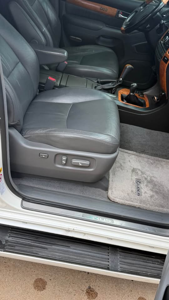 2004 Lexus GX · GX 470 Sport Utility 4D in Denver, CO (photo 7) — photo 7