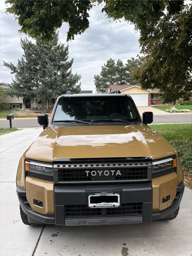 2025 Toyota Land Cruiser — photo 2