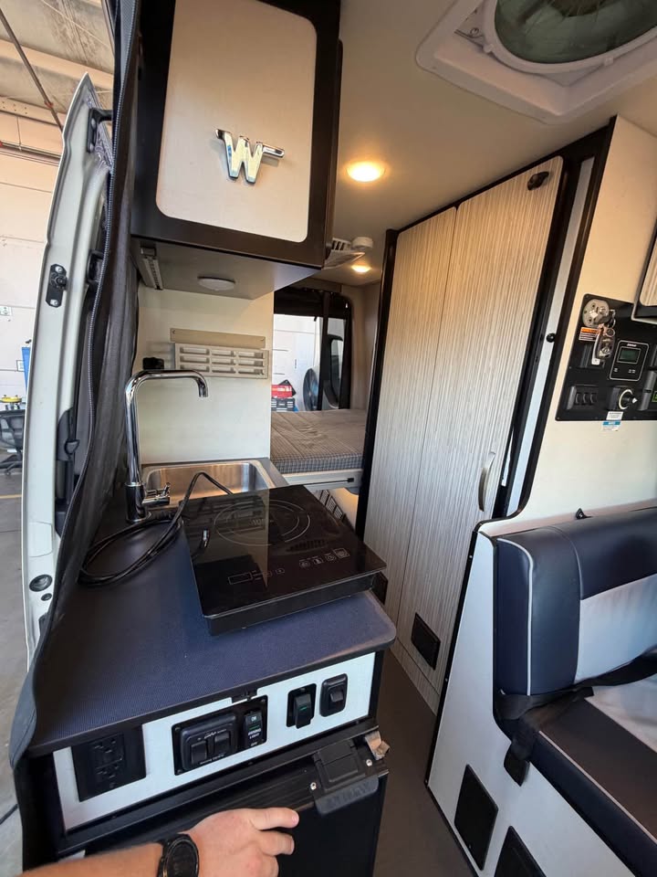 2024 Winnebago Revel 44E in Mesa, AZ (photo 11) — photo 11