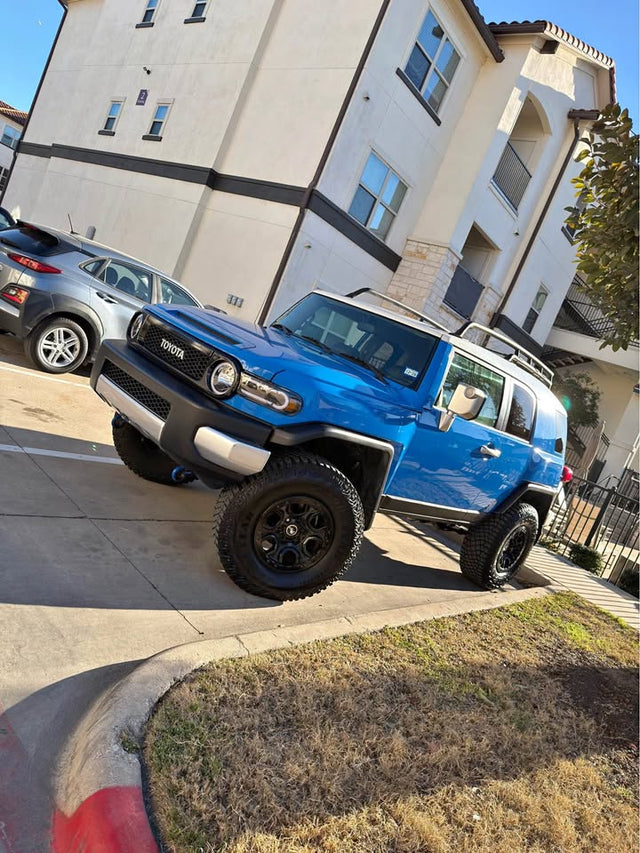 2007 Toyota FJ Cruiser · 4x4 in Austin, TX (photo 1)