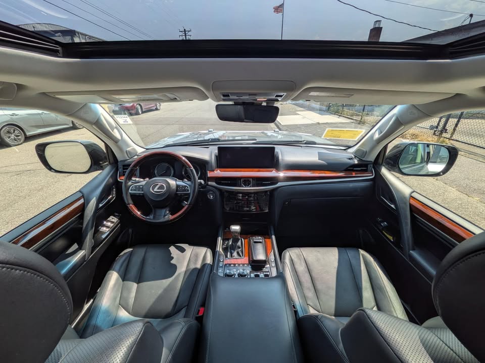2021 Lexus LX 570 in Tacoma, WA (photo 9) — photo 9