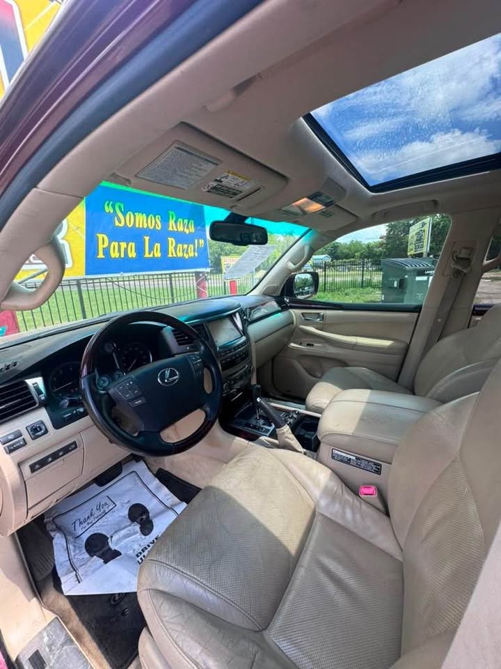 2009 Lexus LX · LX 570 Sport Utility 4D in Del Valle, TX (photo 9) — photo 9