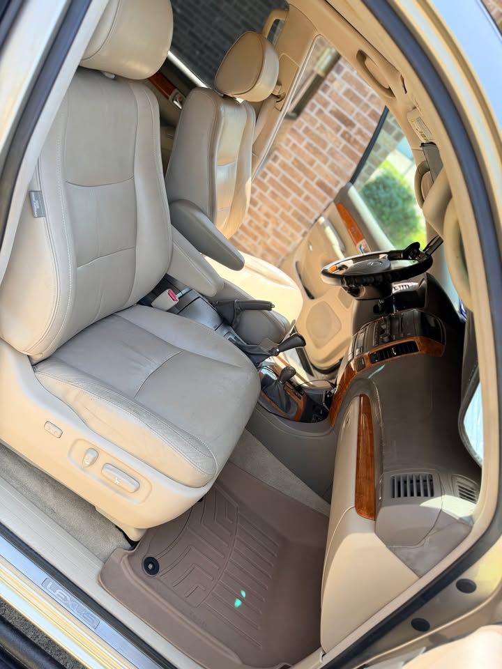 2005 Lexus GX470 in Cypress, TX (photo 12) — photo 12