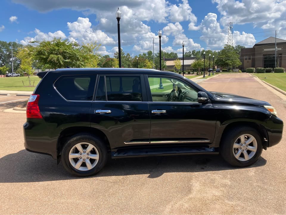 2011 Lexus GX · GX 460 Sport Utility 4D in Ridgeland, MS (photo 4) — photo 4