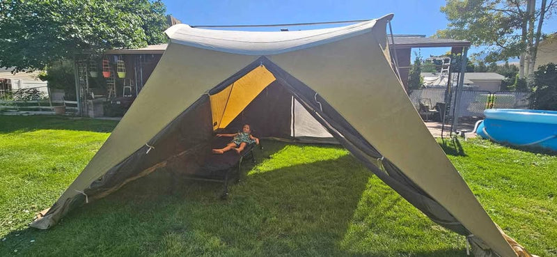 Spring bar tent with Cabela's lounge cot in Tooele, UT (photo 1) — photo 1