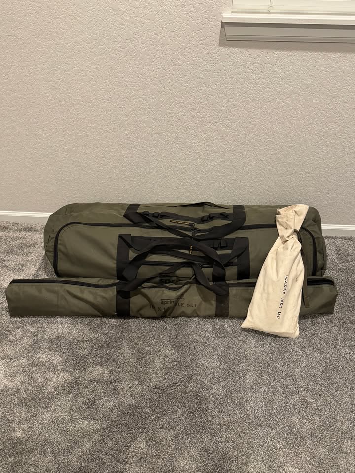 Classic Jack 140 Springbar Canvas Tent 10’x14’ in Berthoud, CO (photo 3) — photo 3