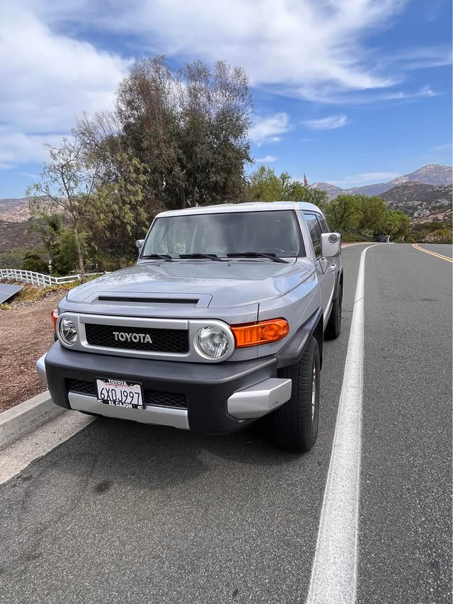 2014 Toyota FJ Cruiser — photo 3