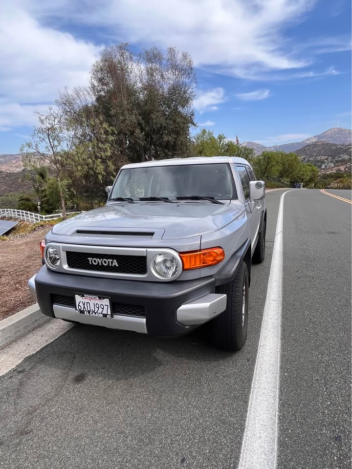 2014 Toyota FJ Cruiser in Lakeside, CA (photo 3) — photo 3