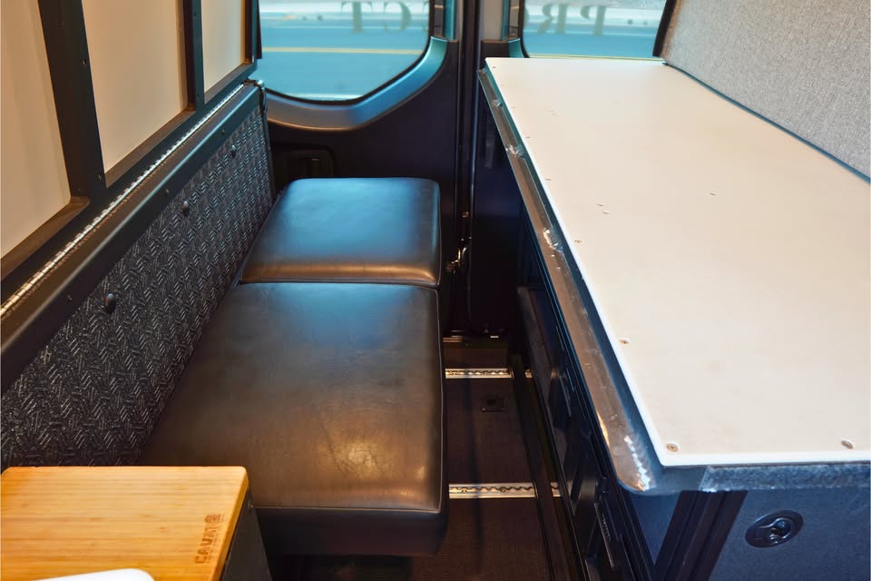 2021 Storyteller stealth mode 4x4 in Las Vegas, NV (photo 10) — photo 10