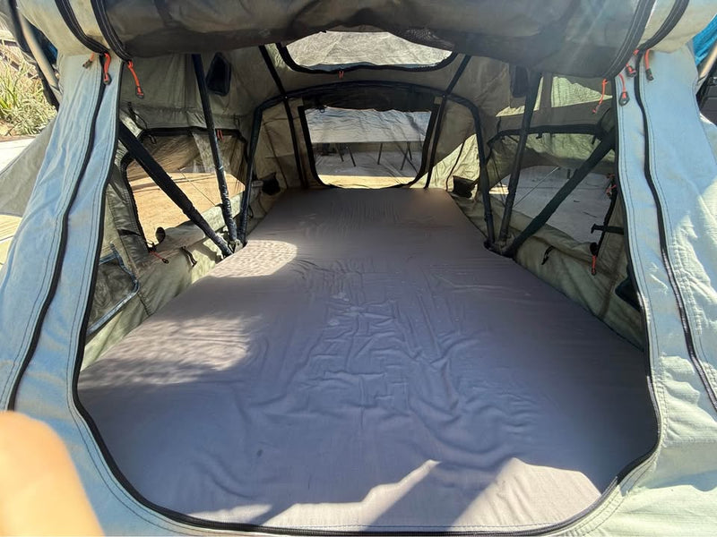 Roam Vagabond Rooftop Tent RTT in Palo Alto, CA (photo 6) — photo 6