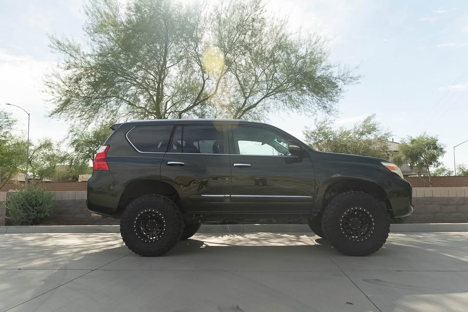 2010 Lexus GX · GX 460 Premium Sport Utility 4D in Queen Creek, AZ (photo 7) — photo 7