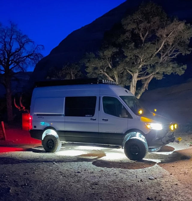 2020 Mercedes-Benz Sprinter · 144" W.B. Van 3D — photo 3