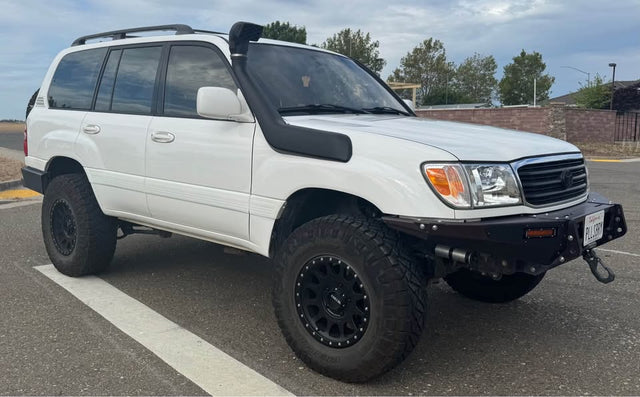 2000 Toyota Landcruiser · Sport Utility 4D — photo 3