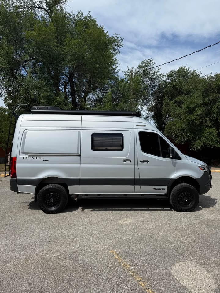 2021 Winnebago revel in Austin, TX (photo 5) — photo 5