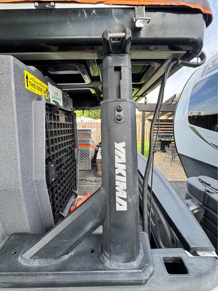 Roofnest Sparrow XL + Yakima OverHaul HD + Dometic RTX 2000 A/C in Denver, CO (photo 3) — photo 3