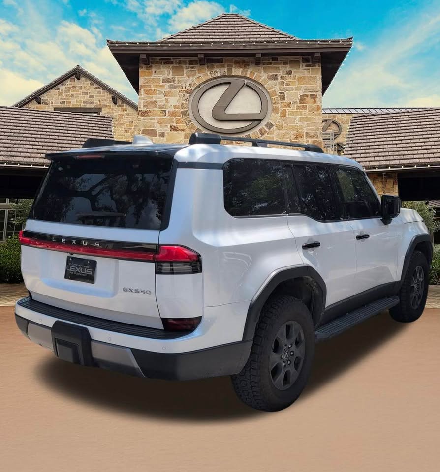 2024 Lexus GX · GX550 OverTrail Plus in San Antonio, TX (photo 10) — photo 10