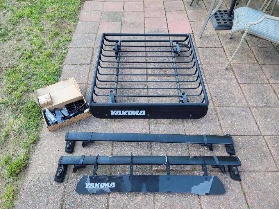 Yakima Roof Rack and Basket in Hamden, CT (photo 7)