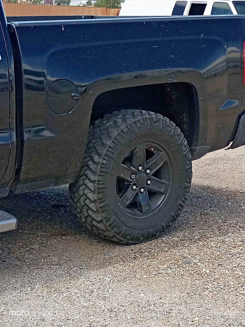 Nitto Trail Grappler M/T LT285/70R17 Tires and Rims