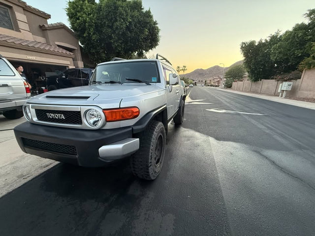 2007 Toyota FJ Cruiser — photo 2