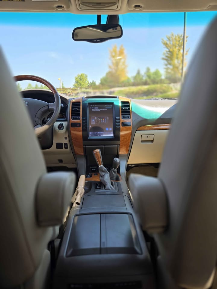 2004 Lexus GX · GX 470 Sport Utility 4D in Aurora, CO (photo 8) — photo 8