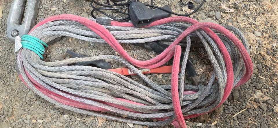 Warn Zeon 12k winch in Wendell, ID (photo 4)