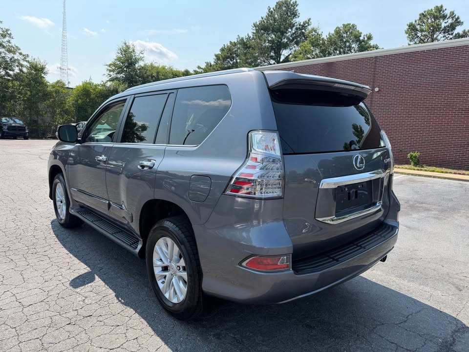 2018 Lexus GX · GX 460 Sport Utility 4D (photo 4) — photo 4