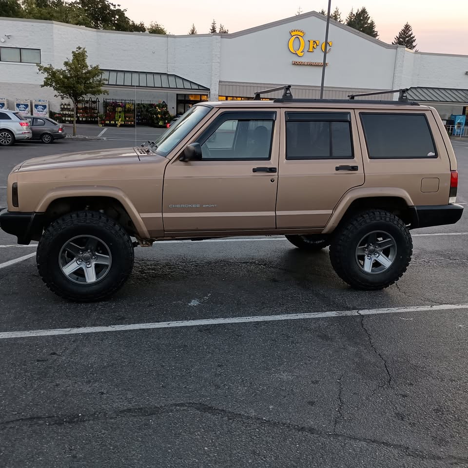 1999 Jeep Cherokee XJ in Bremerton, WA (photo 5)