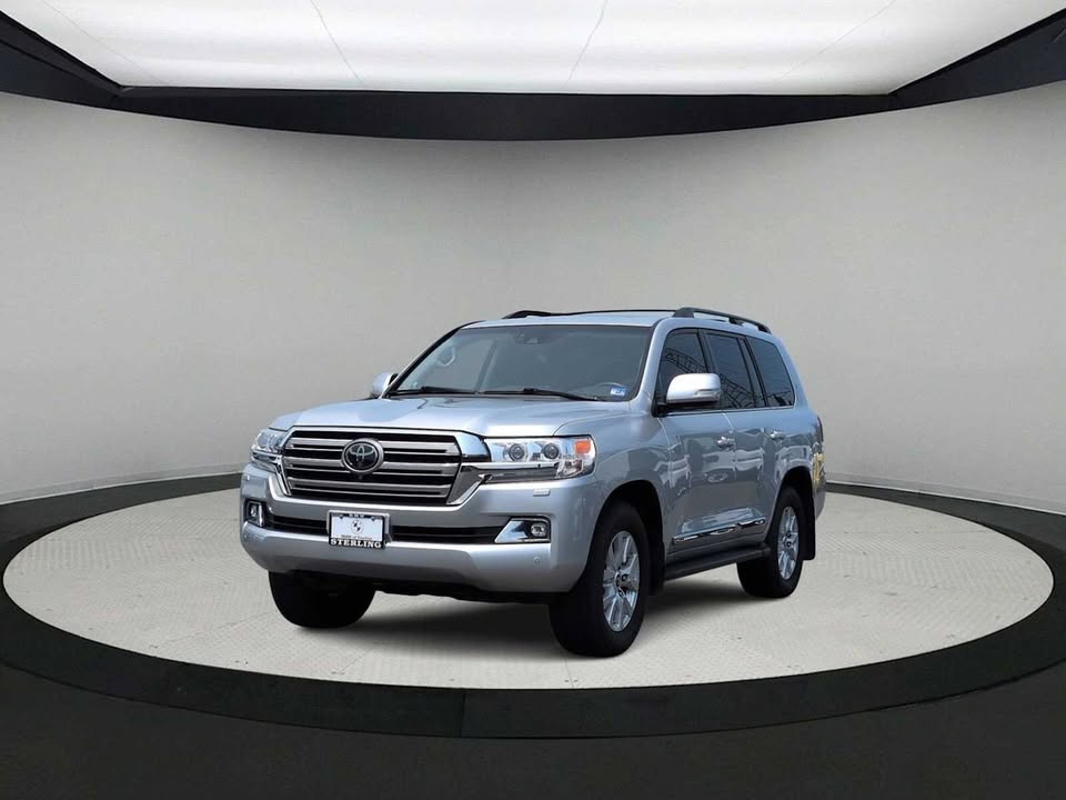 2018 Toyota Land Cruiser in Sterling, VA (photo 4) — photo 4