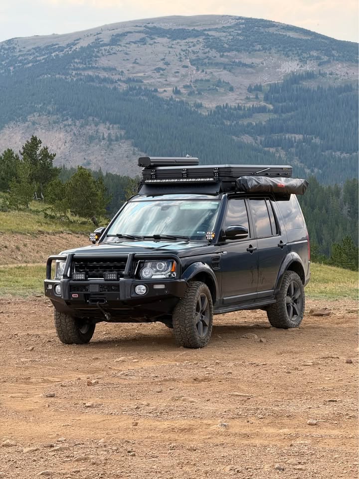 2016 Land Rover LR4 · Landmark Edition Sport Utility 4D in Englewood, CO (photo 2) — photo 2