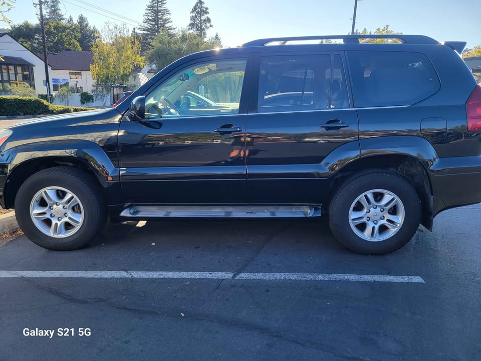 2005 Lexus GX470 in San Rafael, CA (photo 2) — photo 2