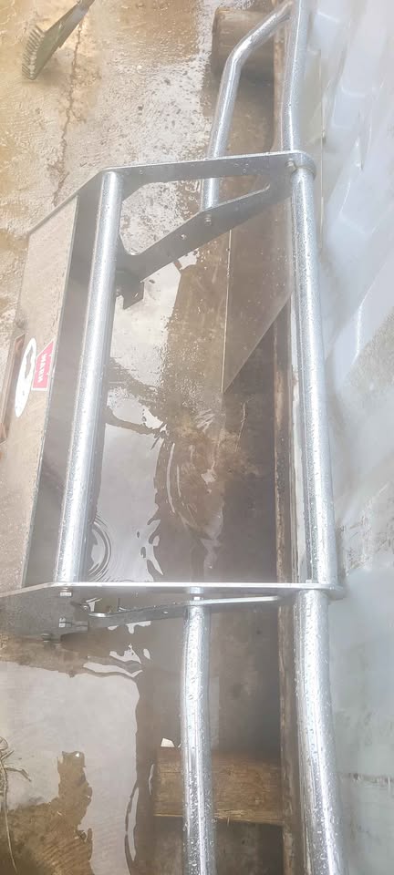 Vintage Chrome Warn Brush Guard and Winch Mounting Plate in Sandy, OR (photo 3) — photo 3