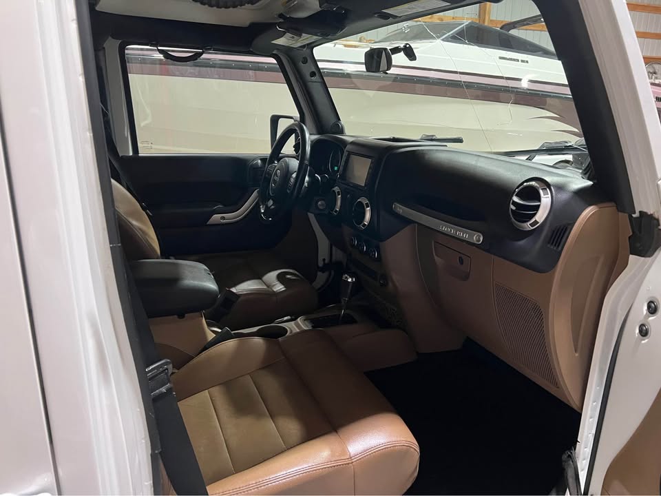 2011 jeep wrangler Sahara in Deer Park, WA (photo 5) — photo 5