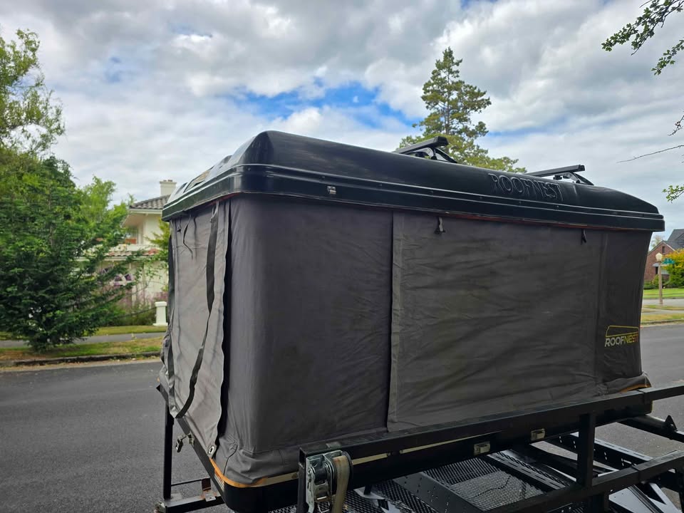 Rooftop tent with roofbox capable in Tacoma, WA (photo 8) — photo 8