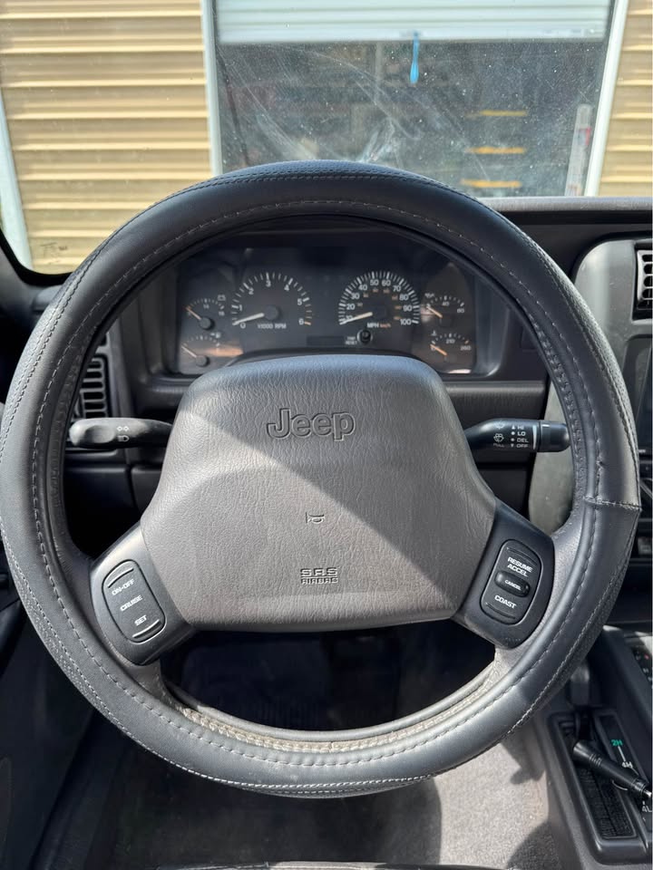2000 Jeep Cherokee · X Sport Utility 4D in Riverton, UT (photo 12)