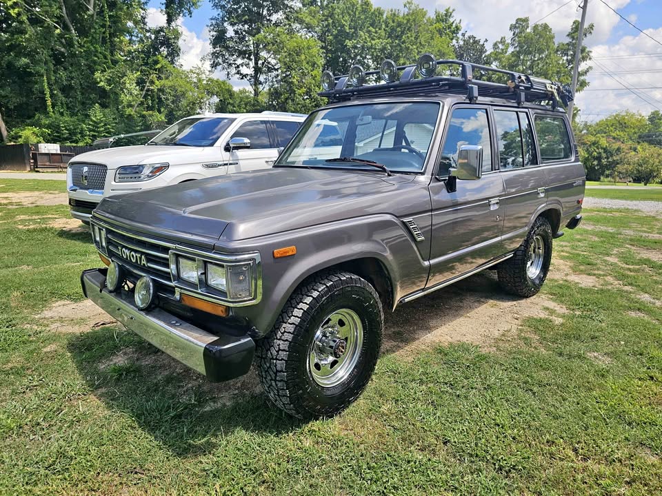 1989 Toyota landcruiser 4x4 Read add (photo 1) — photo 1