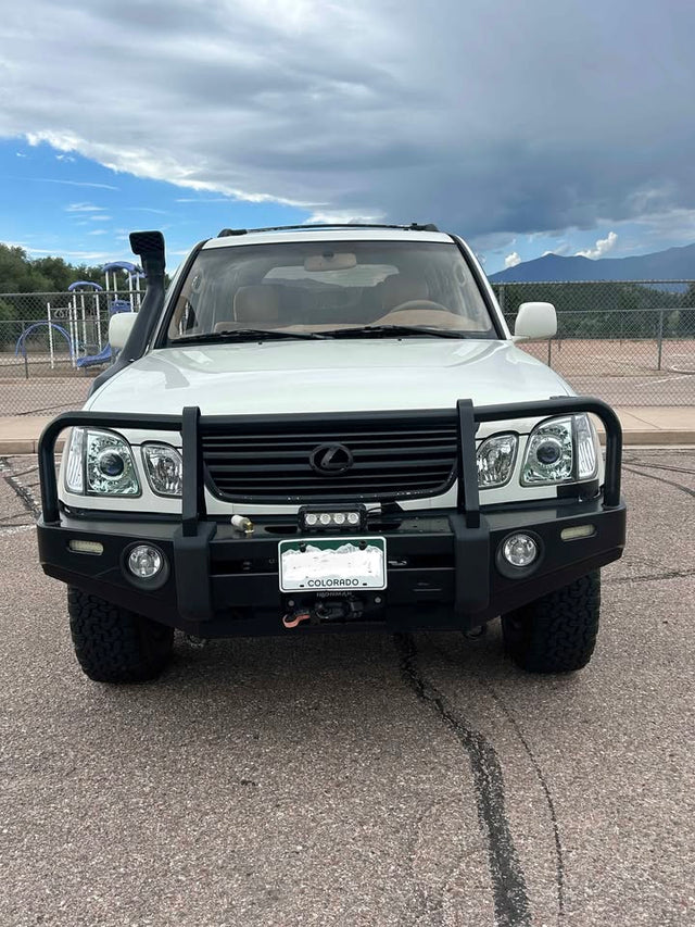 2001 Lexus LX · LX 470 Sport Utility 4D — photo 3