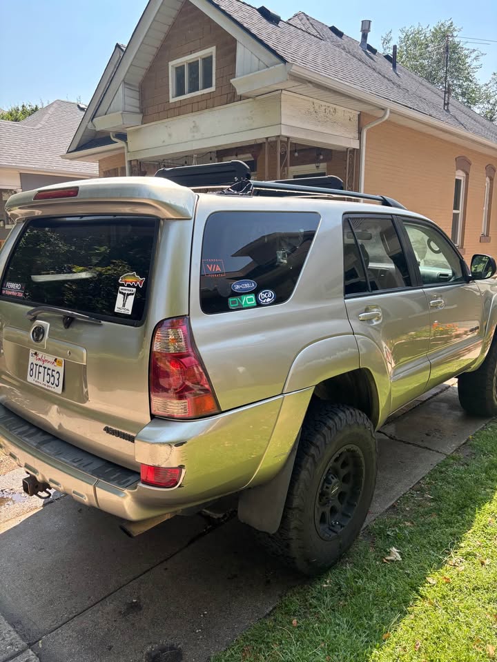 2005 Toyota 4Runner · SR5 Sport Utility 4D in Salt Lake City, UT (photo 4)